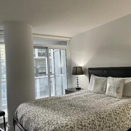 Toronto Downtown Luxurious Stylish 3 Bedroom 3 Bath 2 Balconies Near Rogers Centre Lakeview Condo Exterior photo