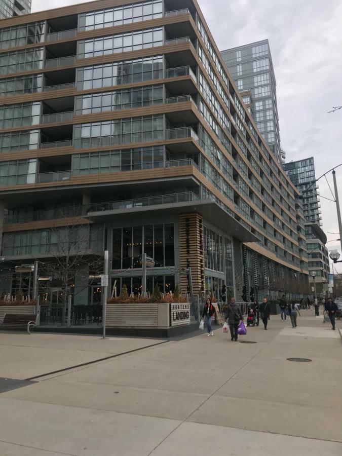 Apartment Downtown Luxurious Stylish 3 Bedroom 3 Bath 2 Balconies Near Rogers Centre Lakeview Toronto